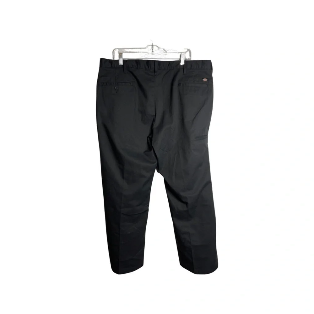 Dickies Men Flexible and durable, style P374716 Black work pants 40X30